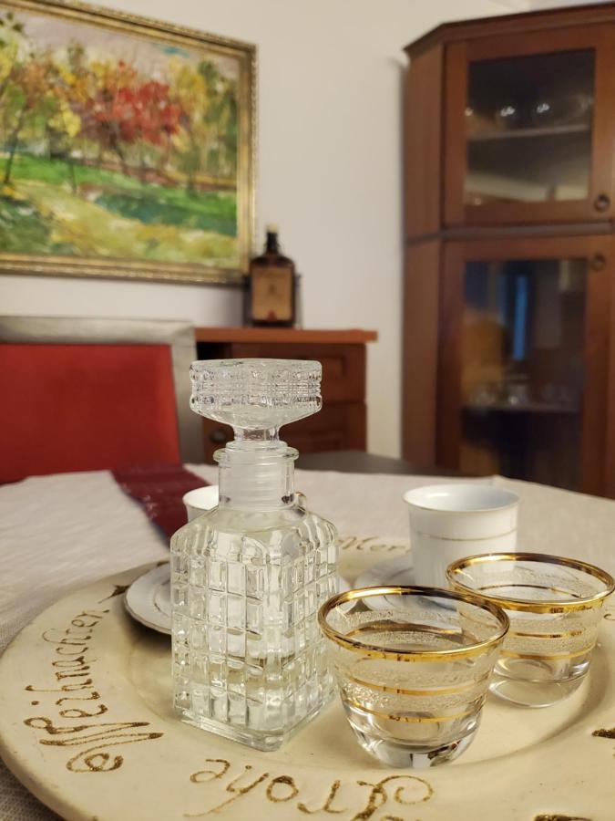 Unique Traditional House, Hosted By J&G Tirana Exteriér fotografie