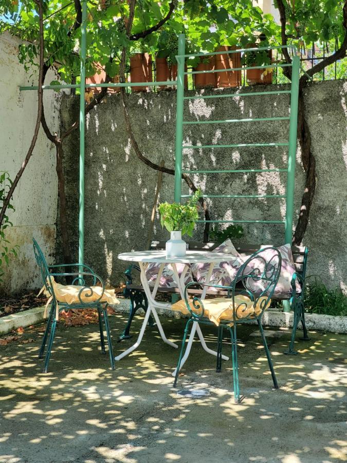 Unique Traditional House, Hosted By J&G Tirana Exteriér fotografie